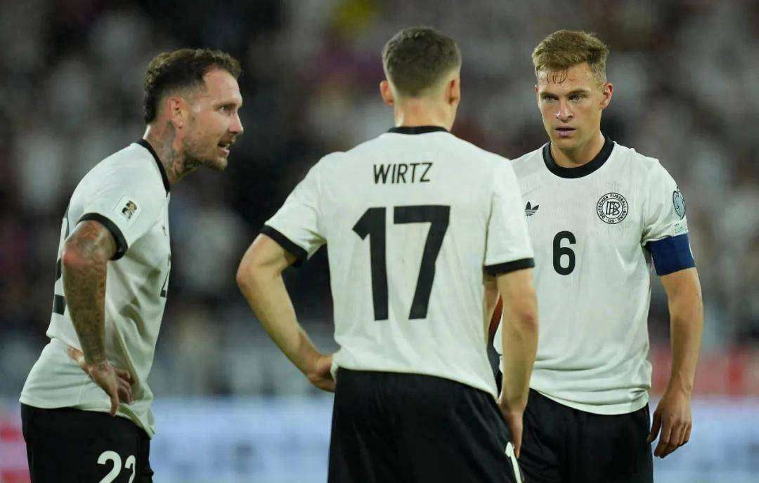 关于莱万多夫斯基与60激战IG分钟,比赛规则变更胜负难料!,德布劳内焦点对战再创辉煌时刻的信息 关于莱万多夫斯基与60激战IG分钟,比赛规则变更胜负难料!,德布劳内焦点对战再创辉煌时刻的信息