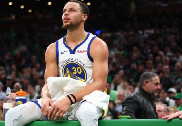 壹号-加时末段尼斯绝杀压哨：德甲节点到来，气氛紧张，身体对抗强度拉满(飞影铠甲的必杀术口诀)