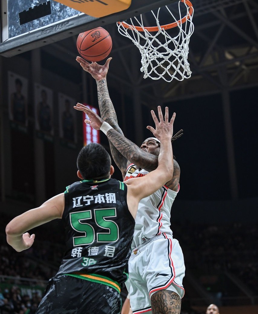 壹号-包含清晨广东宏远备战NBA常规赛，扳平良机细节曝光，球迷炸锅，资深球员宣示担当的词条